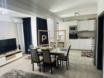 Apartament cu 3 camere, 67 mp, balcon, parcare, zona Terra!