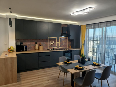 Apartament de vanzare, 3 camere, 67 mp, zona Stejarului!