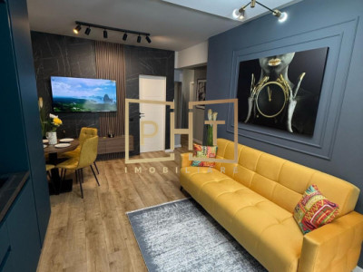 Apartament 3 camere, etaj intermediar, balcon, garaj, Urusagului