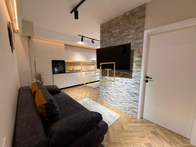 Apartament 3 camere, gradina, garaj, Urusagului