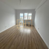 Apartament de vanzare o camera , 37,5 mp, parcare, zona Terra Floresti.