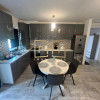 Apartament de vanzare, 3 camere, 68 mp, cu balcon si parcare -  zona Terra! thumb 2