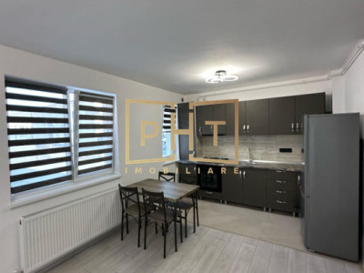 Apartament 2 camere, terasa 20 mp, parcare, strada Eroilor