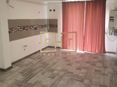 Apartament de vanzare cu 2 camere, 46 mp, parcare zona Porii!