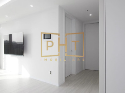 Apartament 3 camere, dressing, etaj intermediar, terasa 28 mp, garaj, Eroilor