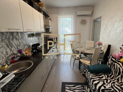 Apartament 3 camere, 57 mp + balcon 12 mp , loc de parcare – zona Porii