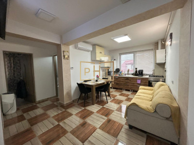 Apartament de vanzare cu 3 camere, 53 mp, zona Ioan Rus, Floresti.