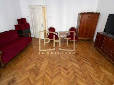 Apartament de vanzare cu 2 camere , 80 mp, semicentral, zona Horea !