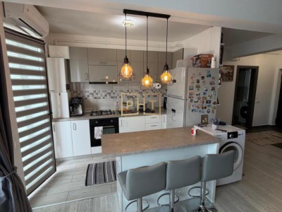 Apartament cu 3 camere  de vânzare, 62 mp, zona Sub Cetate!