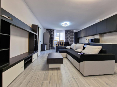 Apartament cu 3 camere de închiriat, 75 mp, zona Florilor! 